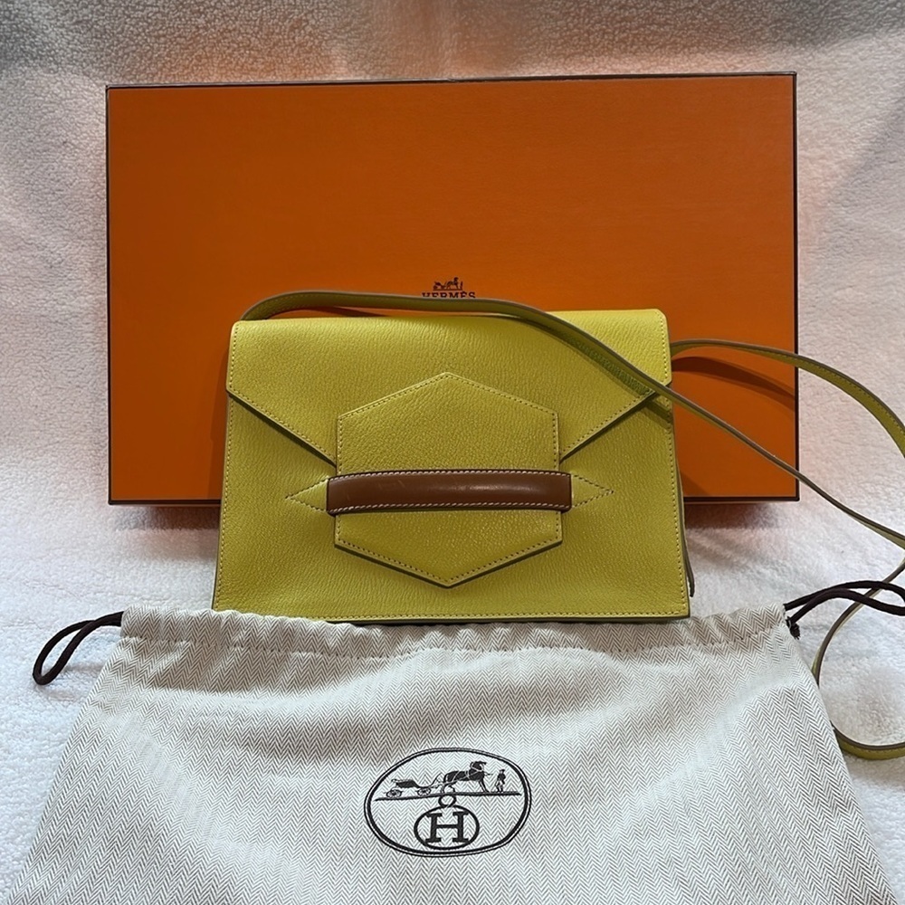 HERMES Faco II Chèvre Mysore  Shoulder Bag Clutch Lemon Yellow
